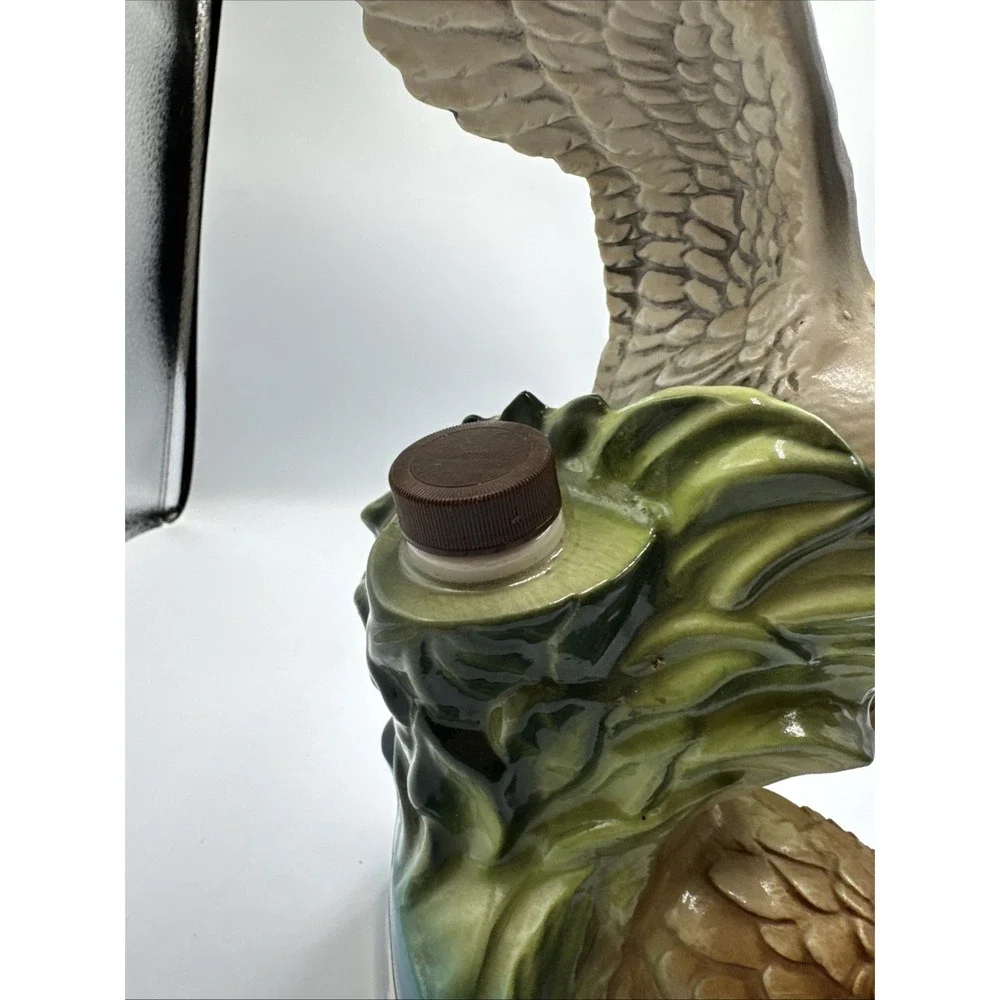 Ducks Unlimited Jim Beam Decanter 1981 Empty Green‎ Winged & Teal Base